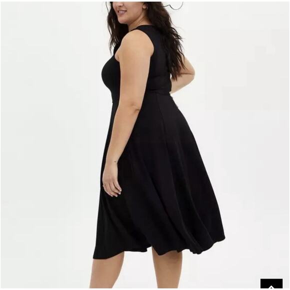 Torrid Black Ponte Skater Midi Dress Women’s Plus Size 3 Party Pockets Stretch - Picture 2 of 14